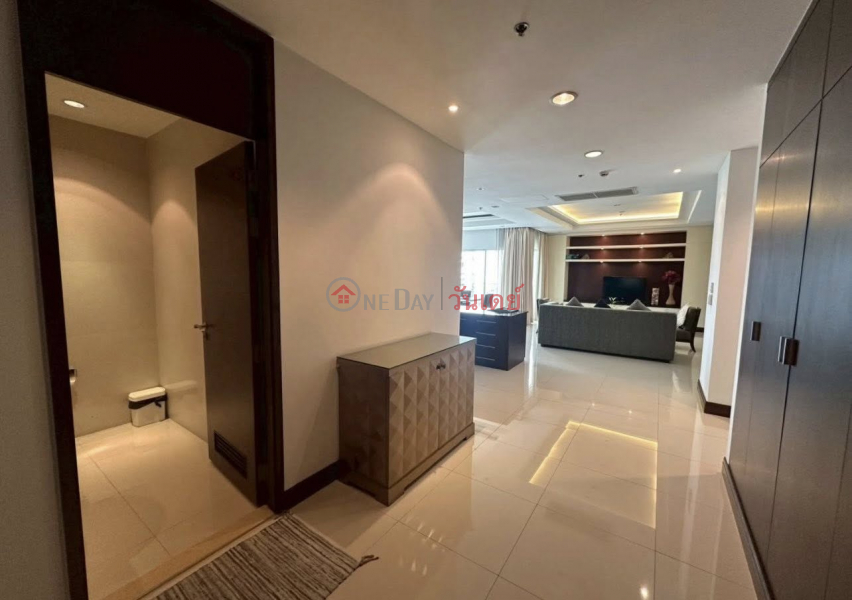Iconic Executive Residence: Royal Residence Park – Unblocked Lumpini View Rental Listings