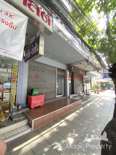 4 Floors Shophouse For Rent in Soi Sukhumvit 71(Pridi 32),Watthana, Bangkok Rental Listings