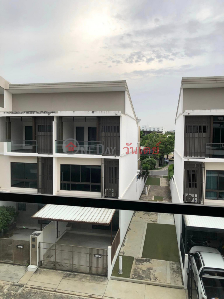 Townhouse for Rent: The Landmark Ekamai-ramindra, 168 m², 3 bedroom(s) Rental Listings