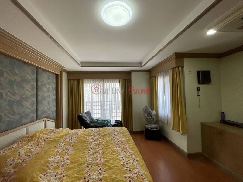 Thana Tower 3 Beds 2 Baths Soi Charan Sanitwong 40 Bangkok Thailand | Sales ฿ 12Million