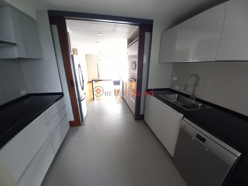 Richmond BTS Phromphong, Thailand, Rental ฿ 65,000/ month