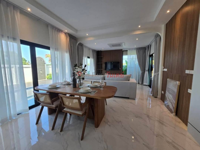 Luxurious Pool Villa for Sale in Rawai, Phuket: High ROI Investment Opportunity Sales Listings