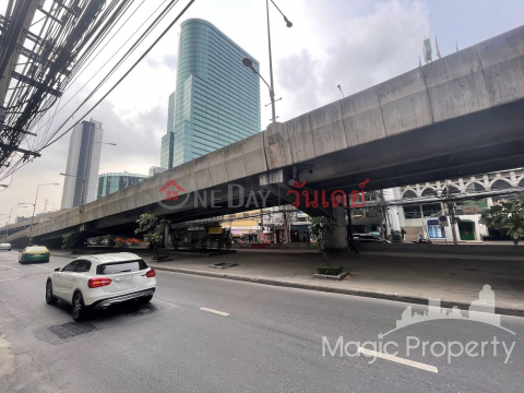 4 Floors Commercial Building For Sale on Din Daeng Rd, Din Daeng, Bangkok _0