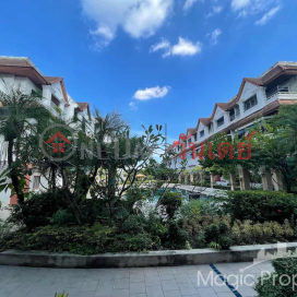 4 Bedroom Townhouse for Rent in Lotus Point Elegant, Watthana, Bangkok _0