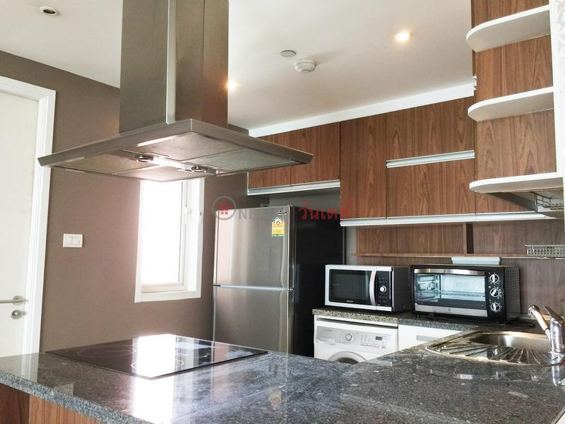 Condo for Rent: Fullerton, 135 m², 3 bedroom(s) Rental Listings