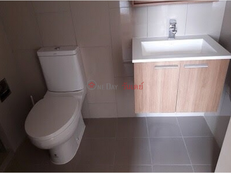 Condo for Rent: Hasu Haus, 64 m², 2 bedroom(s) Rental Listings