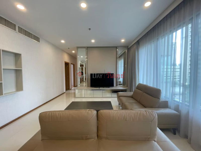 Property Search Thailand | OneDay | Residential Rental Listings, Condo for Rent: The Emporio Place, 141 m², 3 bedroom(s)