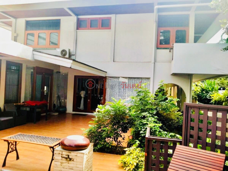 ฿ 360,000/ เดือน | 2-Storey Detached House Near Ekamai