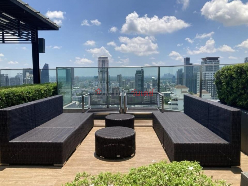 Property Search Thailand | OneDay | Residential | Rental Listings H Sukhumvit 43 Condo for Rent: Luxurious Corner Unit with Stunning Views
