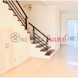 Others for Rent: Townhome, 300 m², 4 bedroom(s) - OneDay_0