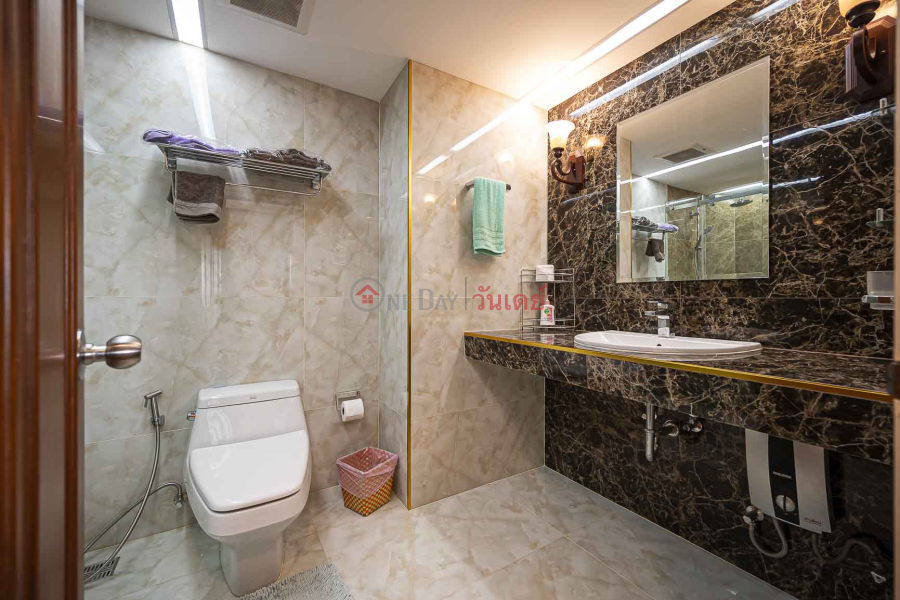 ฿ 20Million | 2 Beds 2 Baths Condo Sukhumvit 21