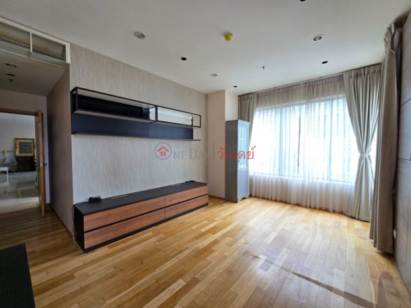 ฿ 17.5Million/ month, For sale The Emporio Place (10th floor)