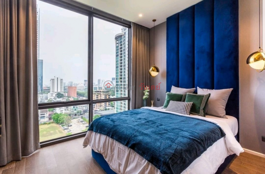 Mesmerizing 2 Bedroom Muniq Langsuan รายการเช่า (TRI-9726)