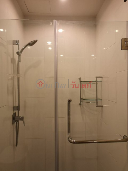 Condo for Rent: The Gallery Bearing, 35 m², 1 bedroom(s) Rental Listings