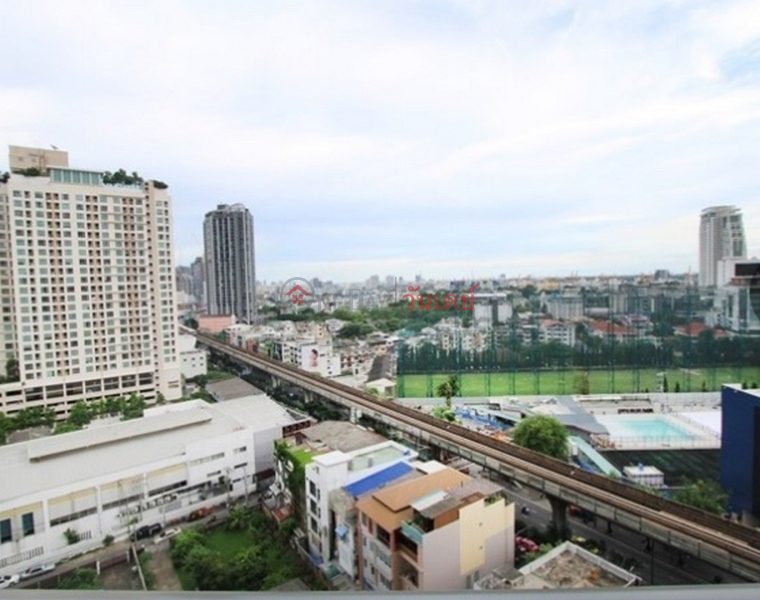 ฿ 30,000/ เดือน คอนโด สำหรับ เช่า: The Lofts Ekkamai, 46 ตร.ม., 1 ห้องนอน