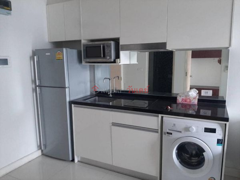 ฿ 11,000/ month Condo for rent Metro Sky Ratchada (8th floor)