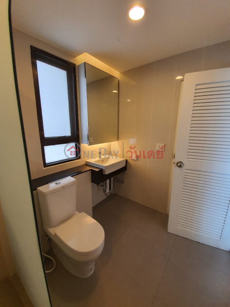 Condo for Rent: Charoenjai Place, 158 m², 2 bedroom(s) Rental Listings