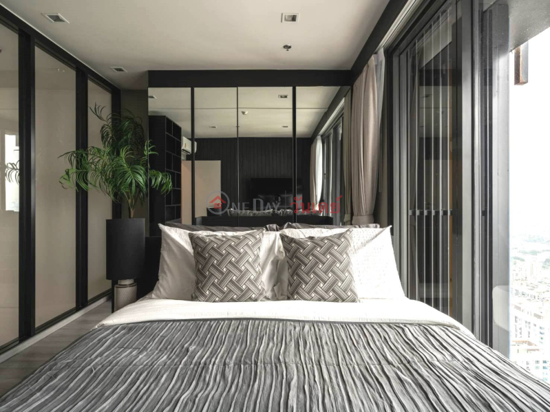 ค้นหาอสังหาริมทรัพย์ในประเทศไทย | OneDay | ที่อยู่อาศัย รายการเช่า A Beautifully Decor 1 Bedroom Duplex Unit at a Condominium