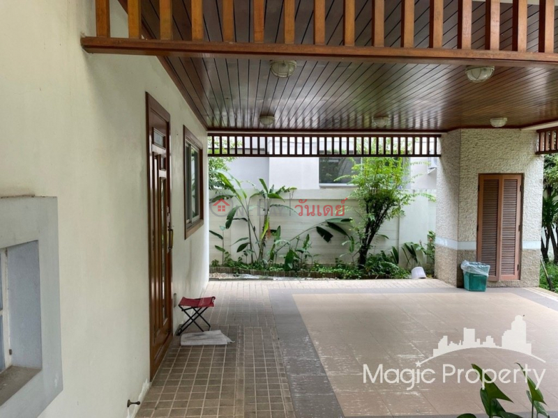 Property Search Thailand | OneDay | Residential, Sales Listings | 5 Bedroom Single House For Sale on Krung Thep Kritha Rd, Saphan Sung, Bangkok
