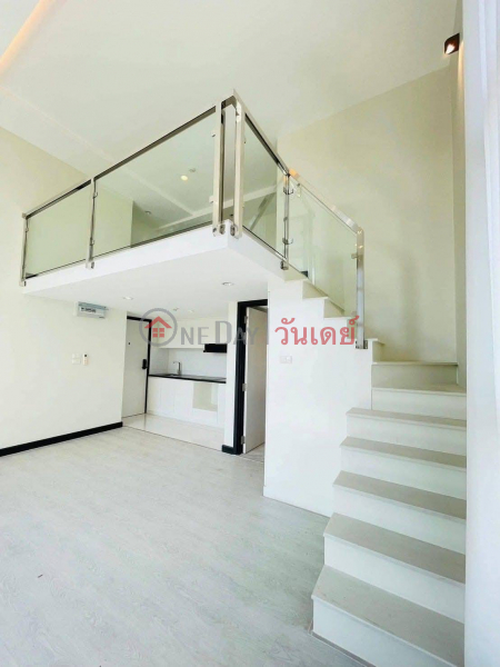 CAT-FRIENDLY DUPLEX NEAR BTS BEARING Rental Listings (669-2110348495)