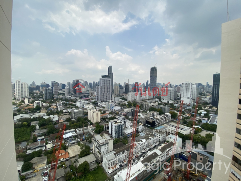 4 Bedroom Duplex For Sale in Tai Ping Towers, Watthana, Bangkok _0