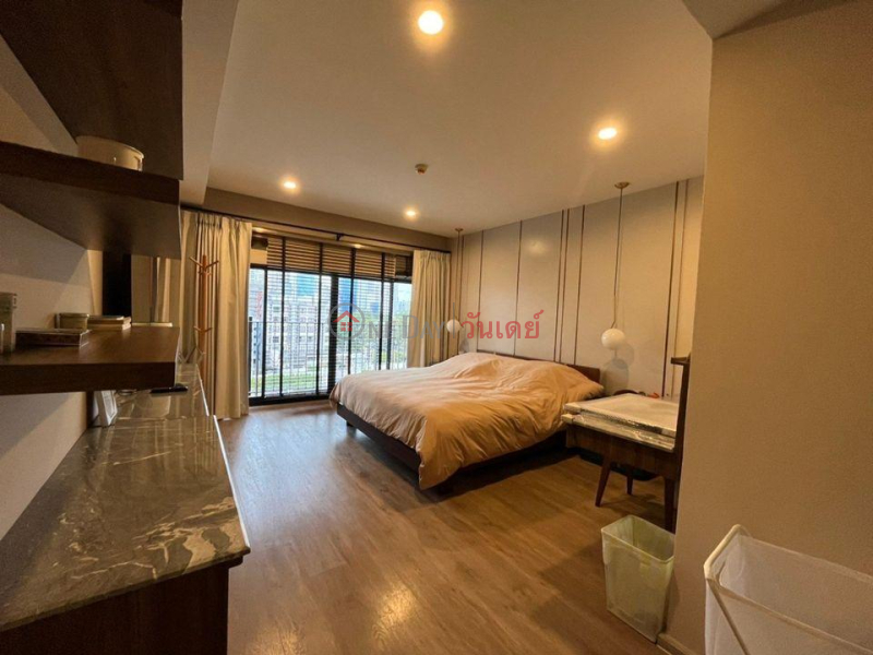 ฿ 40,000/ month, Condo for Rent: Noble Above Wireless-Ruamrudee, 67 m², 1 bedroom(s)