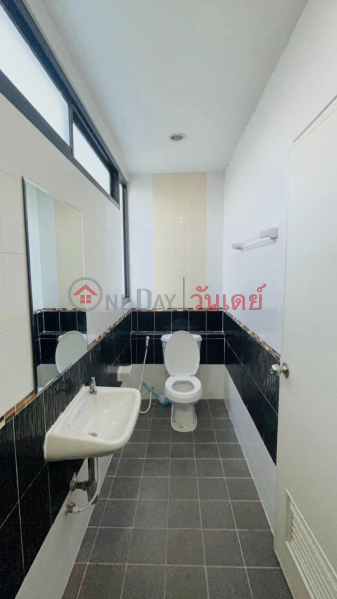 3-story townhouse for urgent sale, Thailand Sales | ฿ 2.7Million