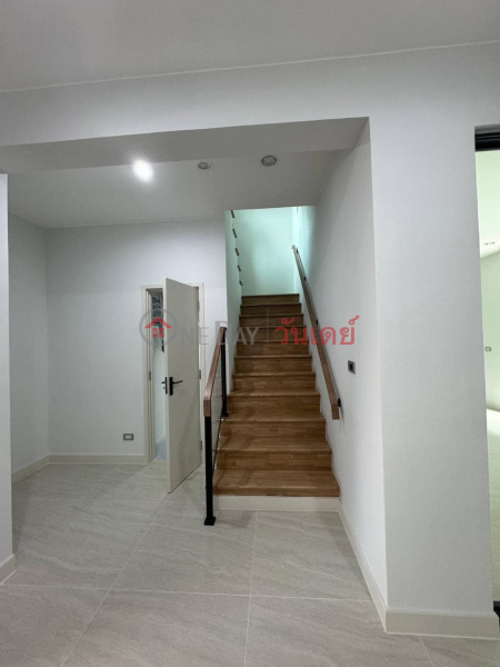 อื่นๆ สำหรับ เช่า: Townhome, 259 ตร.ม., 3 ห้องนอน | ประเทศไทย | เช่า | ฿ 130,000/ เดือน