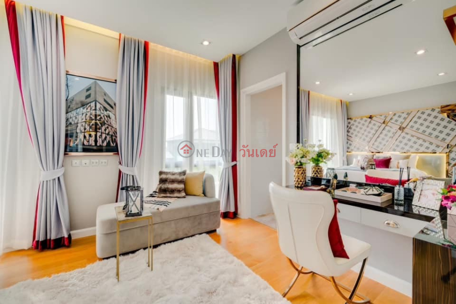 House for Rent: The Grand Lux, 306 m², 4 bedroom(s) Rental Listings