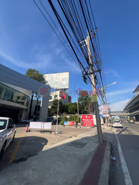 MG Milestone Bangkok, Ratchadaphisek Branch (Showroom, Service Center and Paint and Body Repair Center) (เอ็มจี ไมล์สโตน กรุงเทพ สาขารัตนาธิเบศร์ (โชว์รูม ศูนย์บริการและศูนย์ซ่อมสีและตัวถัง)),Bang Bua Thong | OneDay วันเดย์(5)