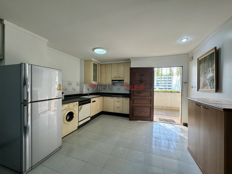 Condo for Rent: Supalai Place, 100 m², 2 bedroom(s) Rental Listings