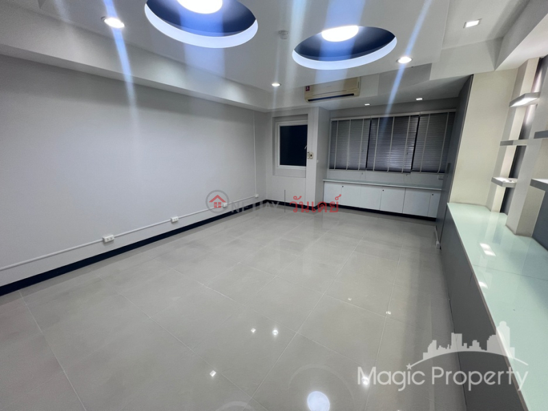 ฿ 16,000/ month, Modern Town, Khlong Tan Nuea, Watthana, Bangkok
