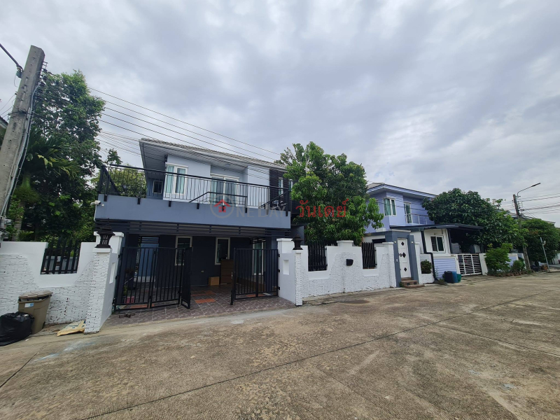 House for Rent: Chirathip Village, 256 m², 3 bedroom(s) Rental Listings