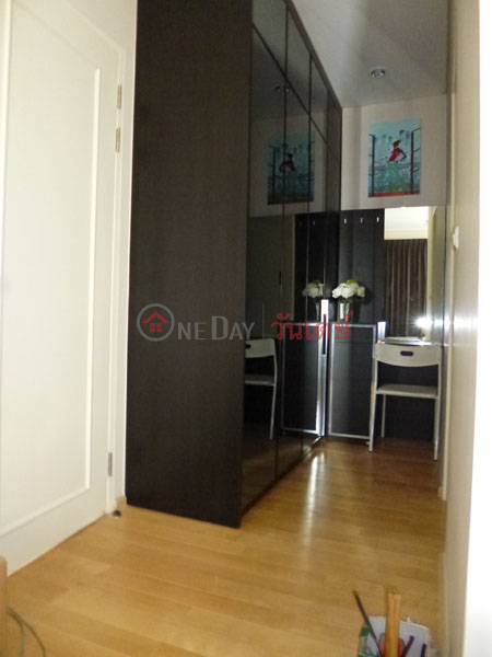 Property Search Thailand | OneDay | Residential, Rental Listings | Condo for Rent: Villa Asoke, 45 m², 1 bedroom(s)