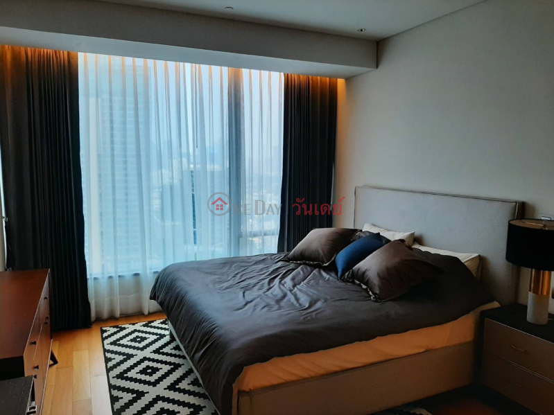 ฿ 95,000/ เดือน | คอนโด สำหรับ เช่า: Sindhorn Residence, 99 ตร.ม., 2 ห้องนอน