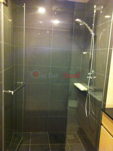 Property Search Thailand | OneDay | Residential | Rental Listings Condo for Rent: Via Botani, 40 m², 1 bedroom(s)