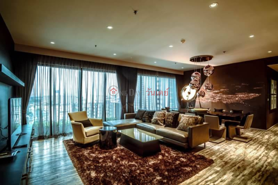 Condo for Rent: The Emporio Place, 161 m², 3 bedroom(s) Rental Listings