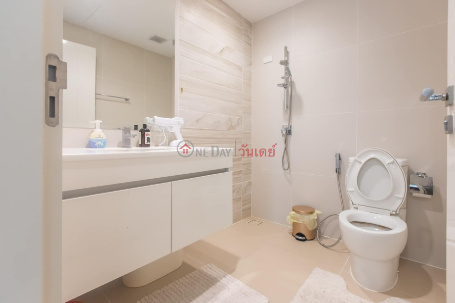 ฿ 100,000/ month, House for Rent: Baan Klang Muang Classe Ekkamai-ramintra, 241 m², 4 bedroom(s)