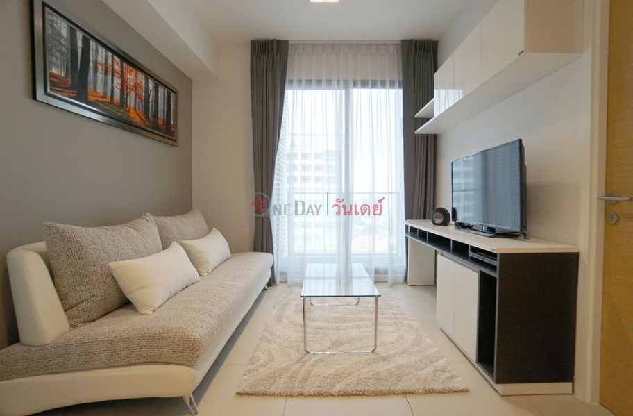 Condo for Rent: The Lofts Ekkamai, 35 m², 1 bedroom(s) Rental Listings