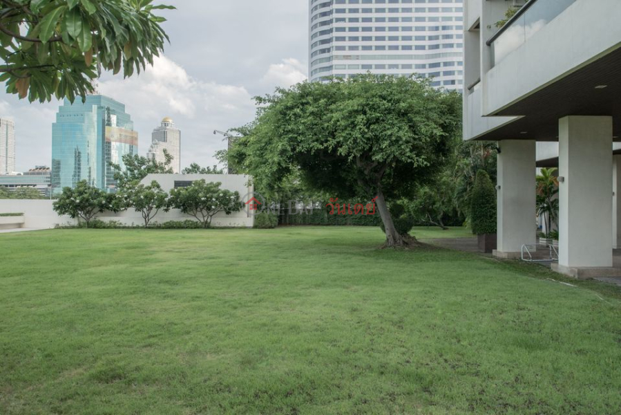 ฿ 74,000/ month | Condo for Rent: River House Condominium, 200 m², 3 bedroom(s)