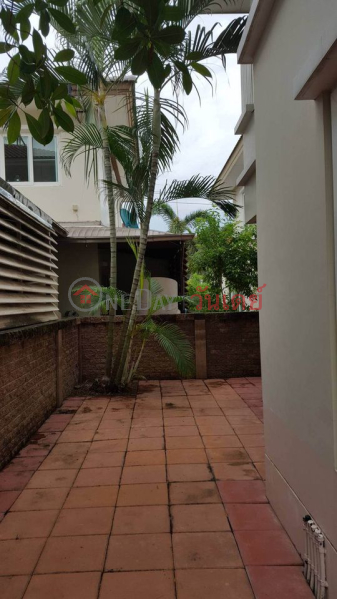 Property Search Thailand | OneDay | Residential | Rental Listings House for Rent: Casa Ville Ratchapruek-rattanathibet 2, 190 m², 3 bedroom(s)