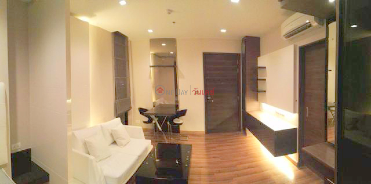 Condo for Rent: Ivy Ampio, 33 m², 1 bedroom(s) Rental Listings