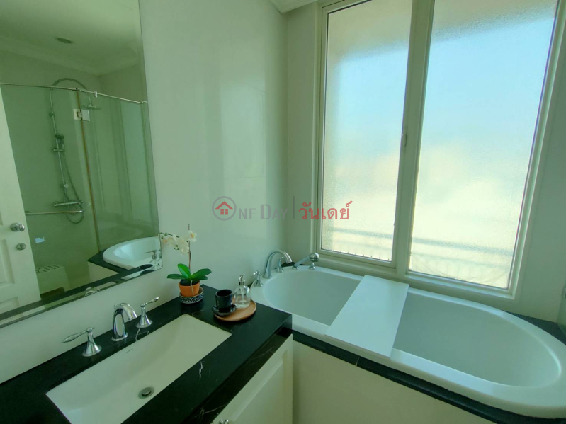 Property Search Thailand | OneDay | Residential Rental Listings Condo for Rent: Royce Private Residences, 112 m², 2 bedroom(s)