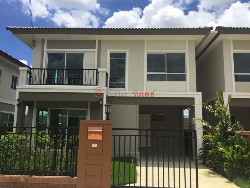 Beautiful house for rent in Chiangmai Rental Listings (TRI-9771)