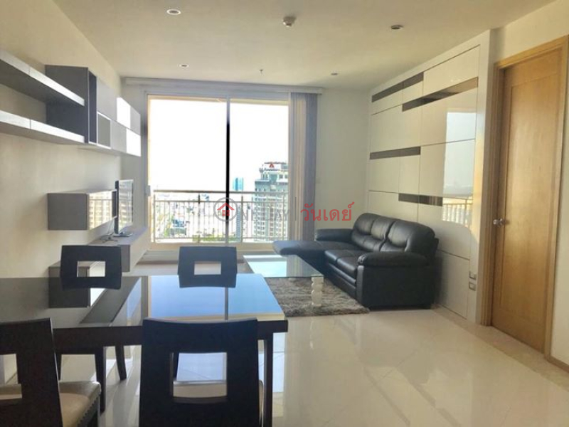 Condo for Rent: The Empire Place, 65 m², 1 bedroom(s) Rental Listings