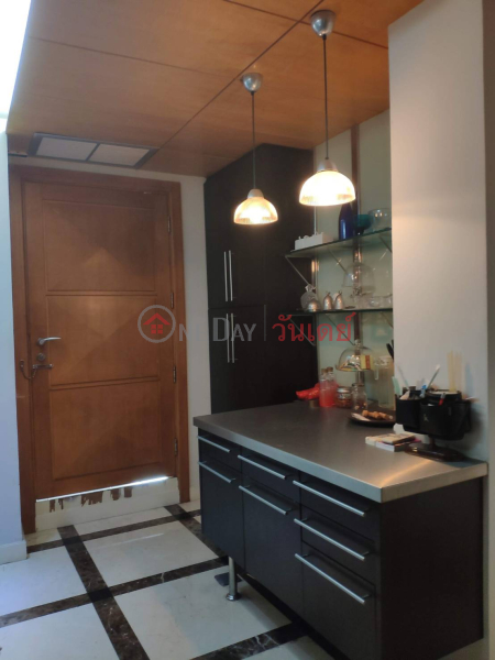 Property Search Thailand | OneDay | Residential Rental Listings | Condo for Rent: Baan Piya Sathorn, 200 m², 1 bedroom(s)