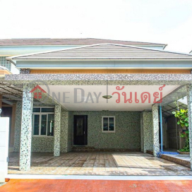 House for Rent: Moobaan Narasiri Pattanakarn-srinakarindra, 445 m², 5 bedroom(s) - OneDay_0