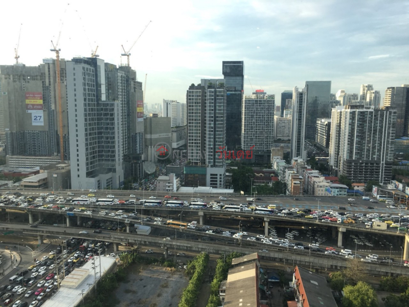 ฿ 18,000/ เดือน, คอนโด สำหรับ เช่า: Life Asoke, 36 ตร.ม., 1 ห้องนอน