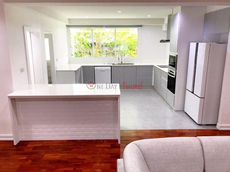 Property Search Thailand | OneDay | Residential Rental Listings, Condo for Rent: P.R. Home I, 300 m², 3 bedroom(s)