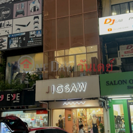 Jigsaw Multi-brand Store,Pathum Wan, Thailand